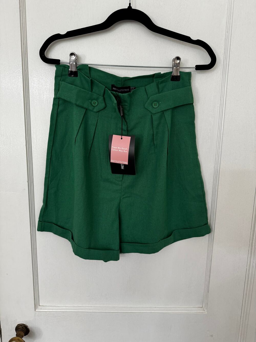 NWT Bright Green Tailored Linen Button Detail Shorts